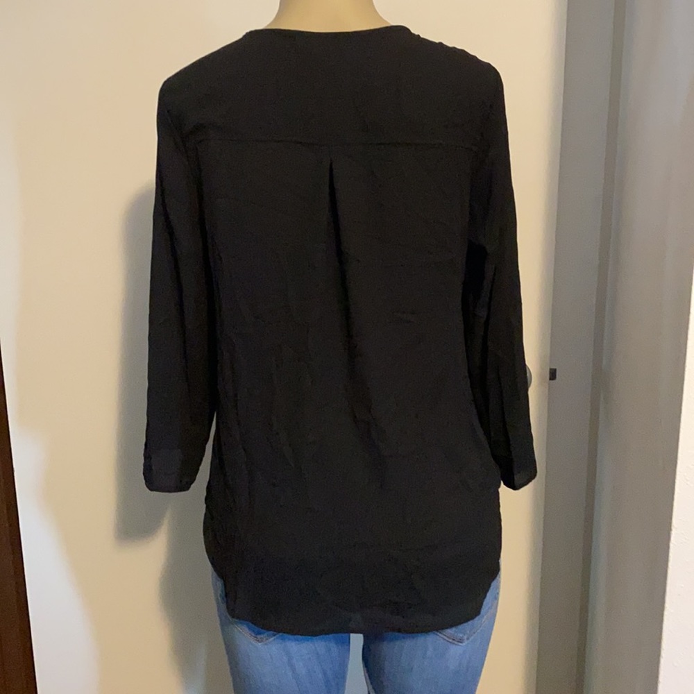 Blouse - Picture 2 of 3